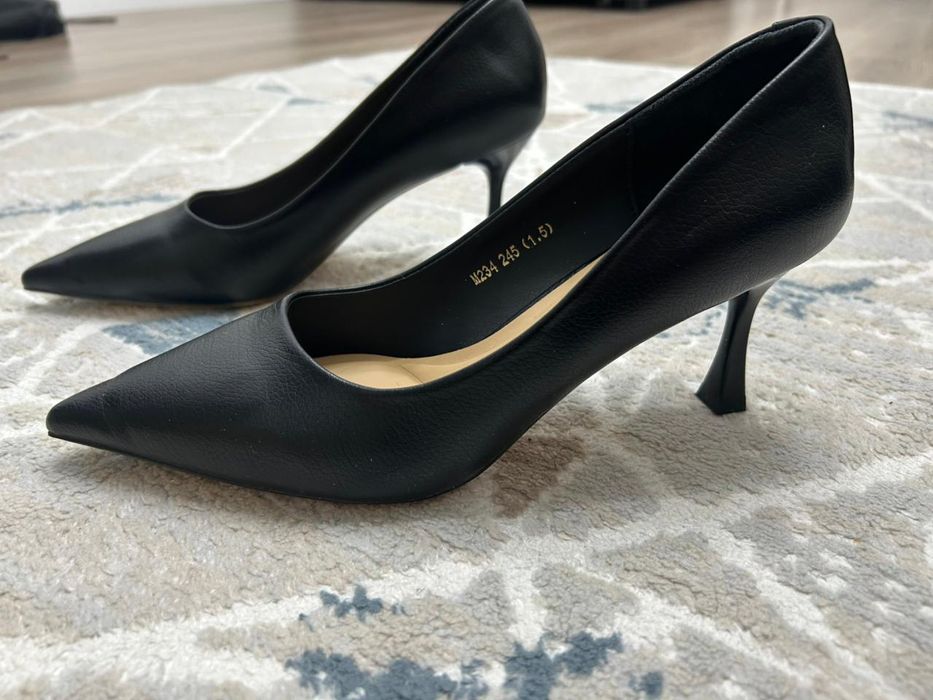 Кожа натуральная туфли 38 р