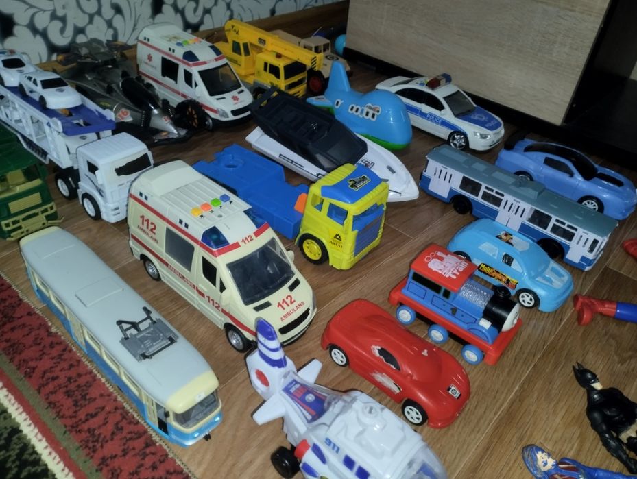 Игрушки для мальчика