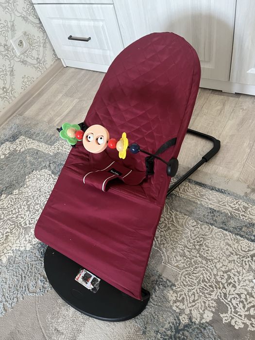 Продам шезлог для малышей