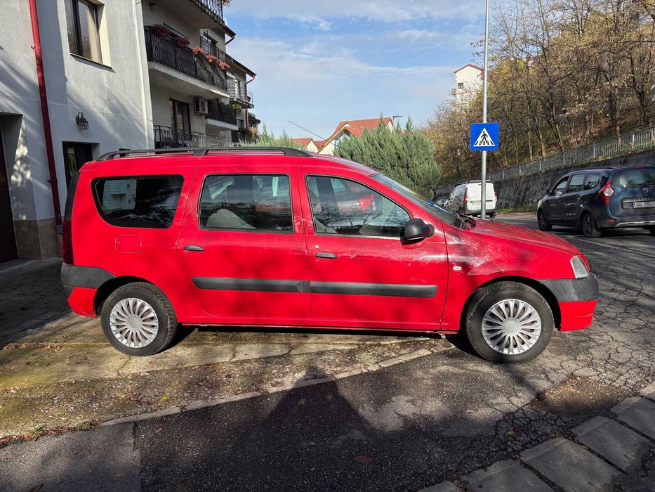 Dacia Logan MCV 1,6 mpi. Clima. Laureate