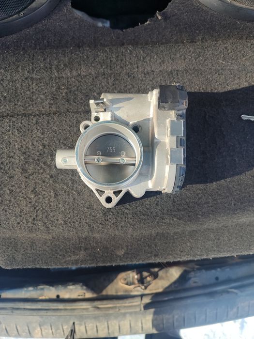 Дроссельная заслонка приора