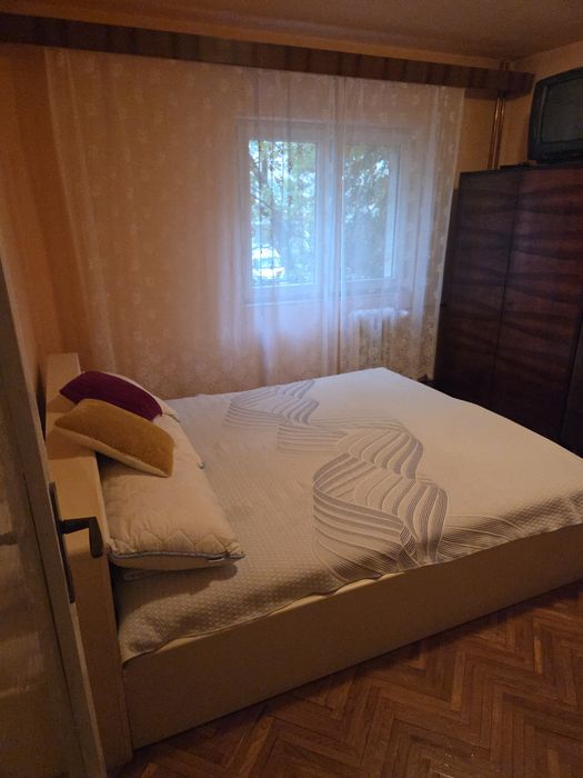Apartament 3 camere  Piata Rogerius
