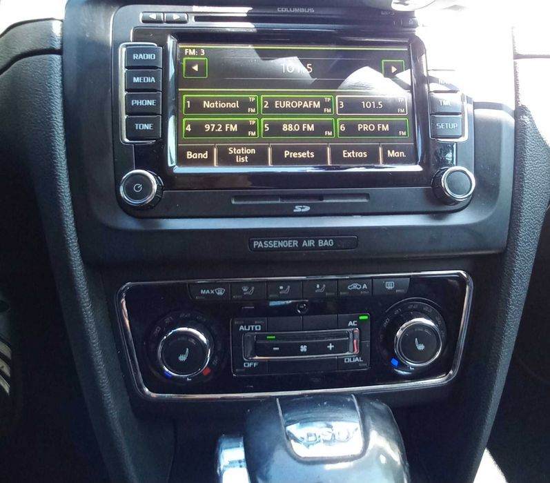 SKODA Superb 2011 — imagine 5