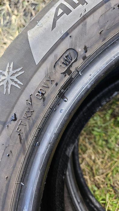 2бр гуми 215 60 17 мишелин