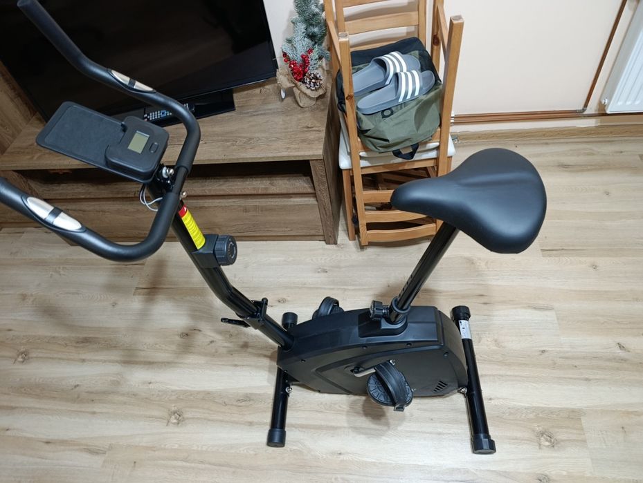 Bicicletă fitness Newcential – stare foarte bună