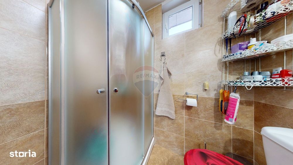 Casă de vânzare în Hărman – 1004 mp teren – Deschidere la 2 străzi
