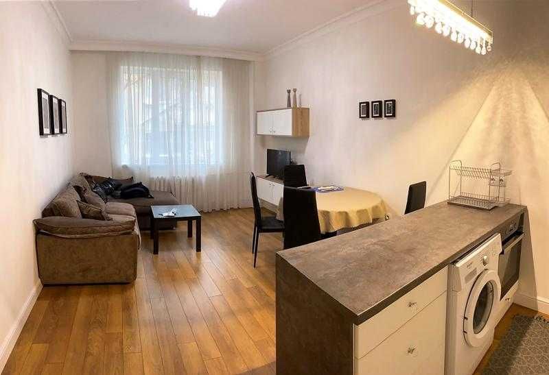 Дава се под наем Двустаен апартамент в София, Люлин 1 - 50 кв.м за 306 € - Снимка #2