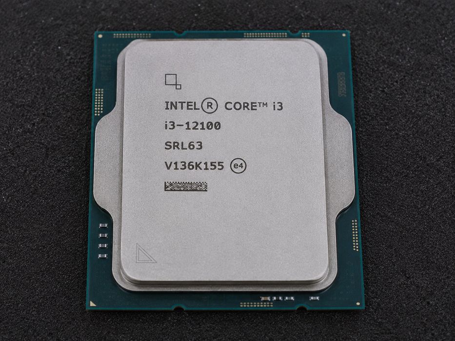 Продам процессор i3 -12100