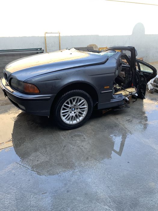 Двигатель на Бмв 2.8литра М 52 Bmw