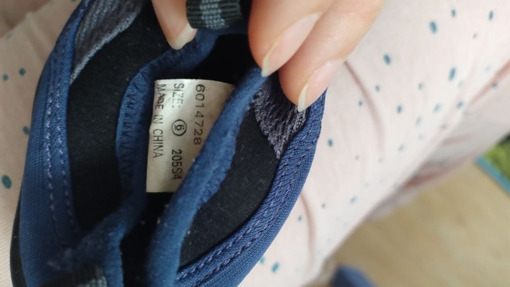 Incaltaminte apa copil marimea 6 UK