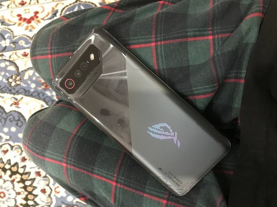 Asus Rog Phone 7