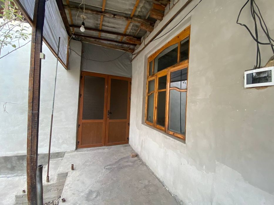 Продаётся дом в бектемирском районе. Земля 3,9 соток.