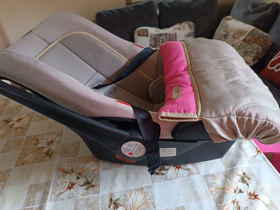 Кошница за бебета LORELI