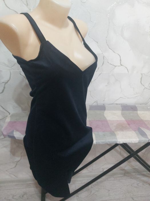 Женские  платья разные