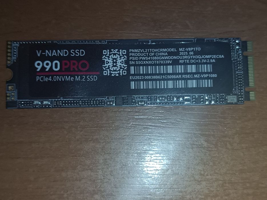 SSD 990PRO M2 / 4000GB  PC sau Laptop