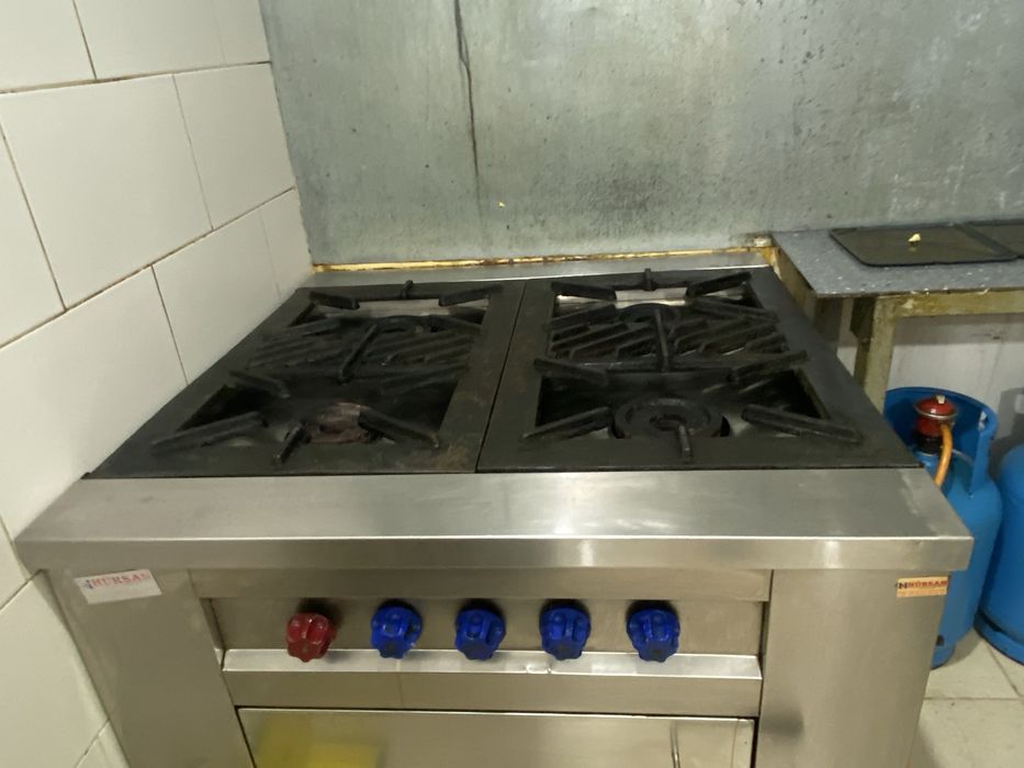 Обурудване за кухя/заведение