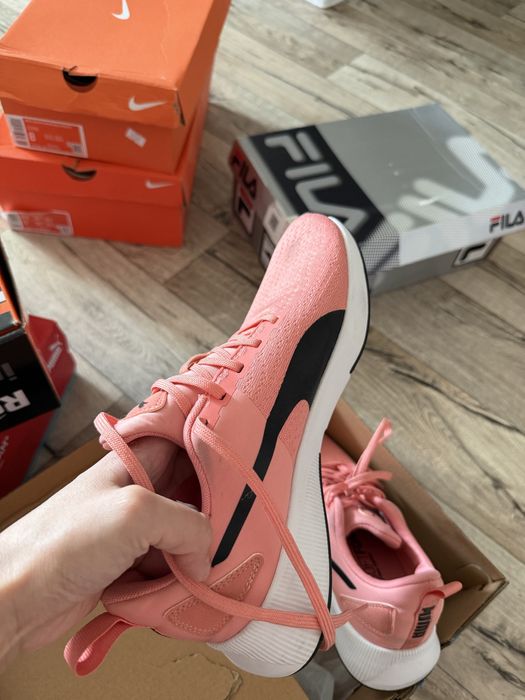 Продам три обуви все сразу