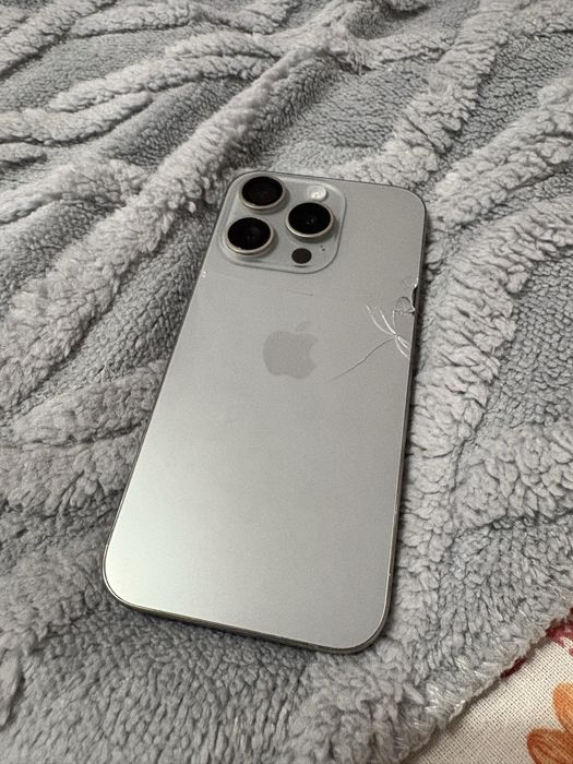 iPhone 15 Pro 128GB Natural Titanium