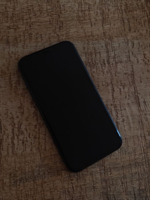 iPhone 11 negru utilizat