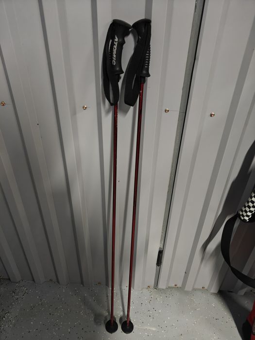 Продам лыжи Atomic  2 комплекта