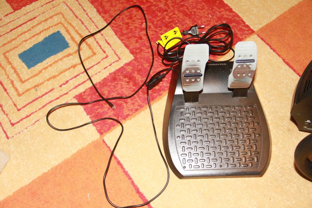 Volan Gaming Thrustmaster T300 RS (PC / PS4 / PS5)