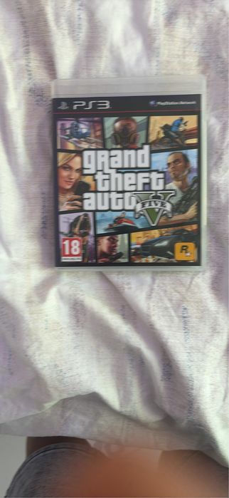 Ps3  slim с четири игри и е запазена