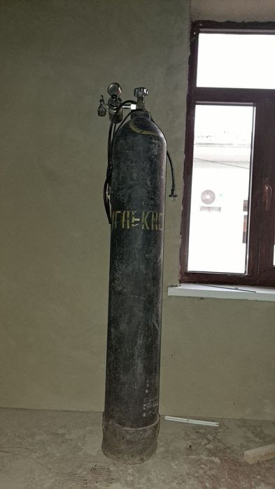 Kempa svarka aparat  sotiladi