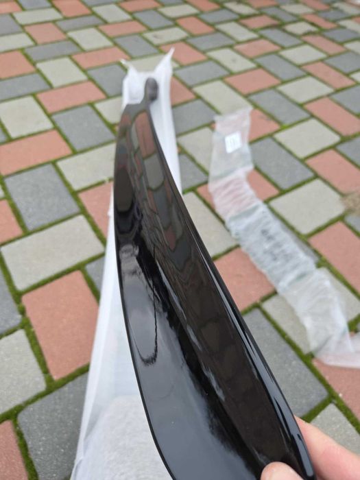 Eleron Luneta Lip Spoiler Geam VW Volkswagen Passat CC, Negru Lucios