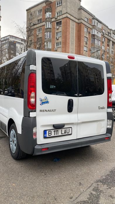 Microbuz persoane Renault Trafic 2.0-2012