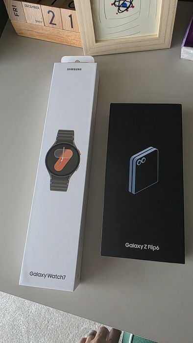 Samsung  Z Flip 6 si Samsung  Galaxy Watch