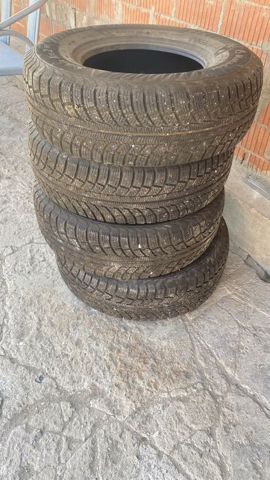 Продам шины зимние