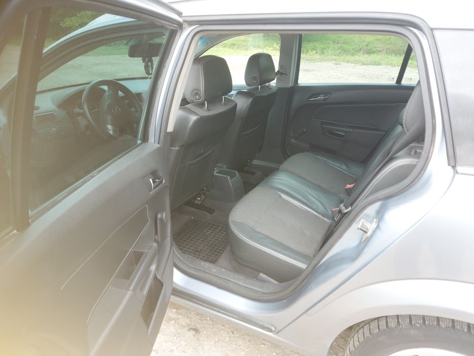 Opel astra h an2005