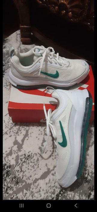 Nike krasovka sotiladi ariginal