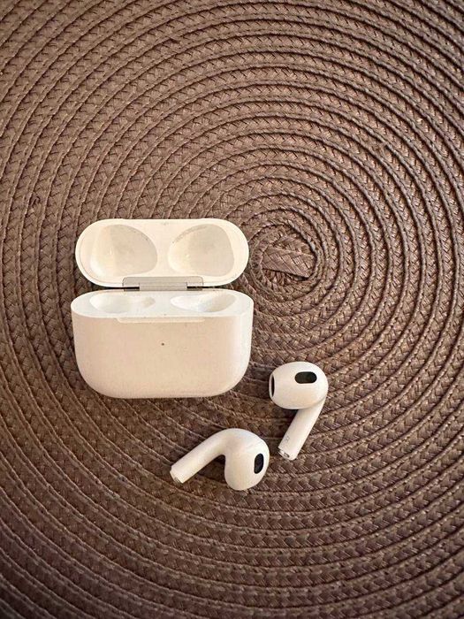 Casti in ear wireless Airpods 3