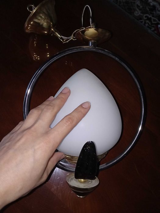 Продам Люстру продам