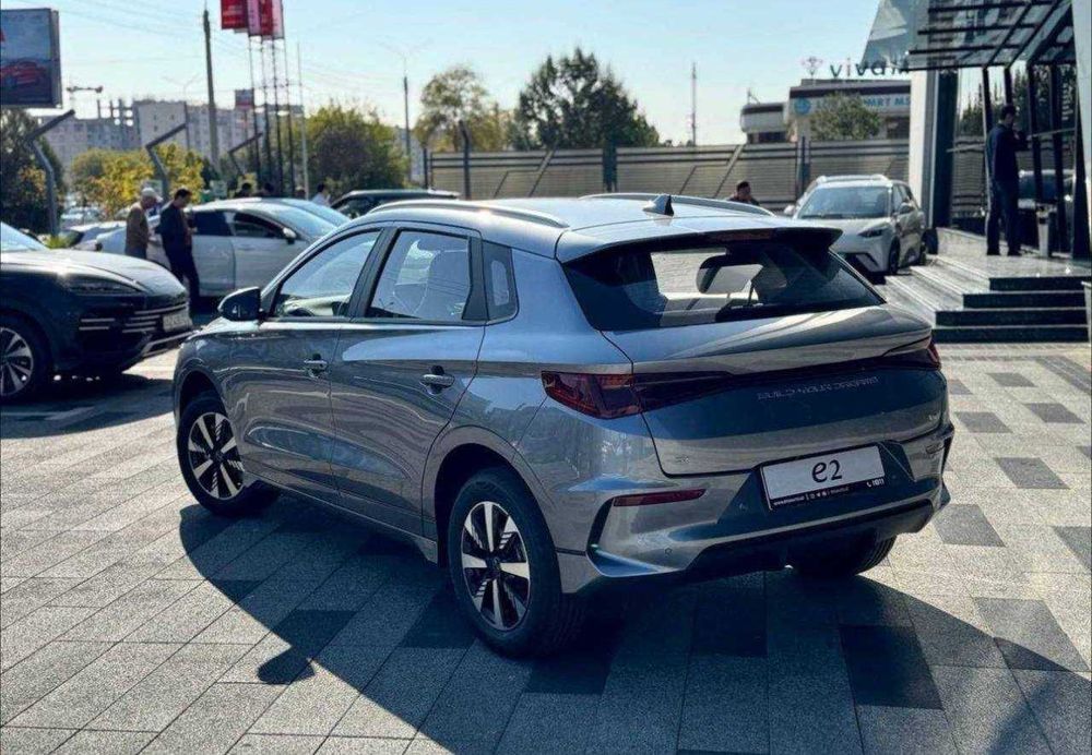 BYD  E2 naxt va nasiya savdoga