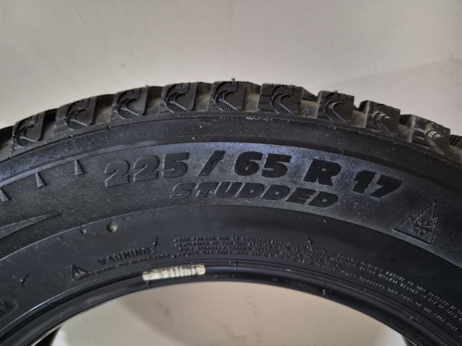 Авто Шины щипованный MISHELIN