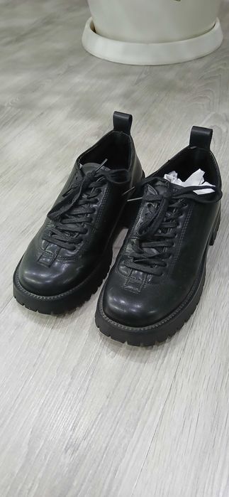 Полуботинки женские в хорошем состоянии