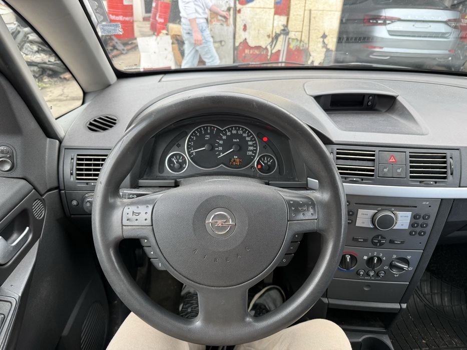 Опел мерива в перфектно техническо съдтояние