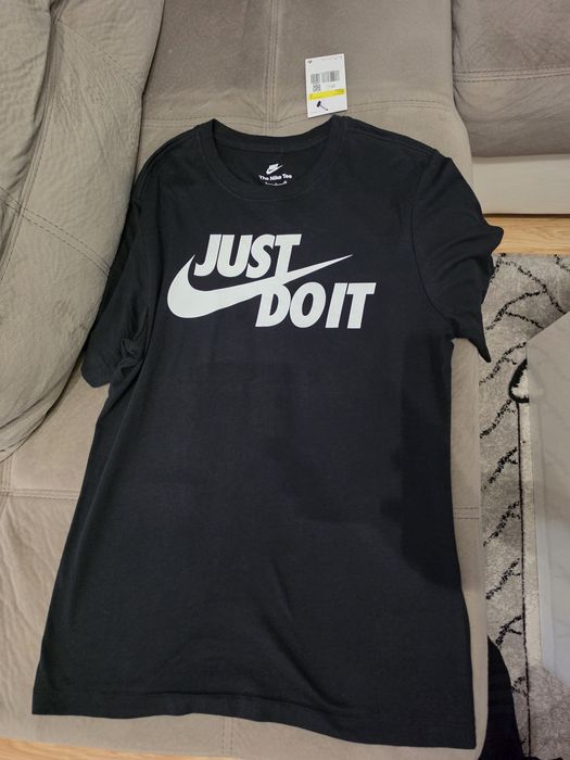 Тениска Nike размер S