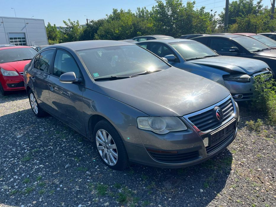 Dezmembrez VW Volkswagen B6  1,9 TDI cod BXE berlina gri inchis 2007