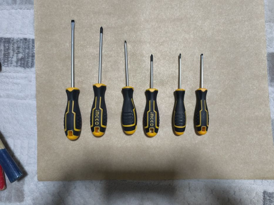 Набор инструментов TOTAL THKTHP21686