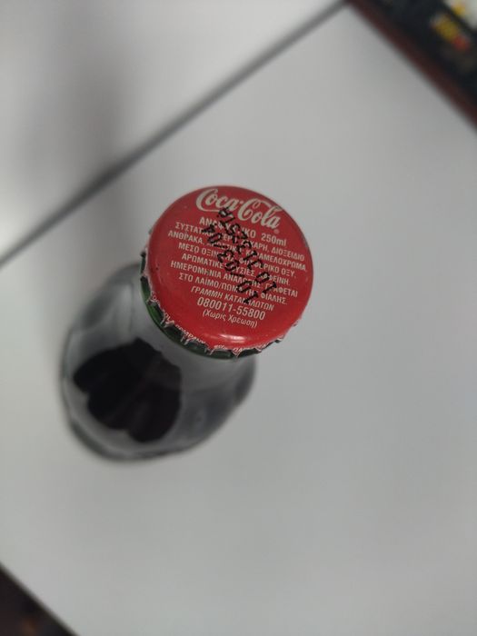 Кока кола в ретро бутилки