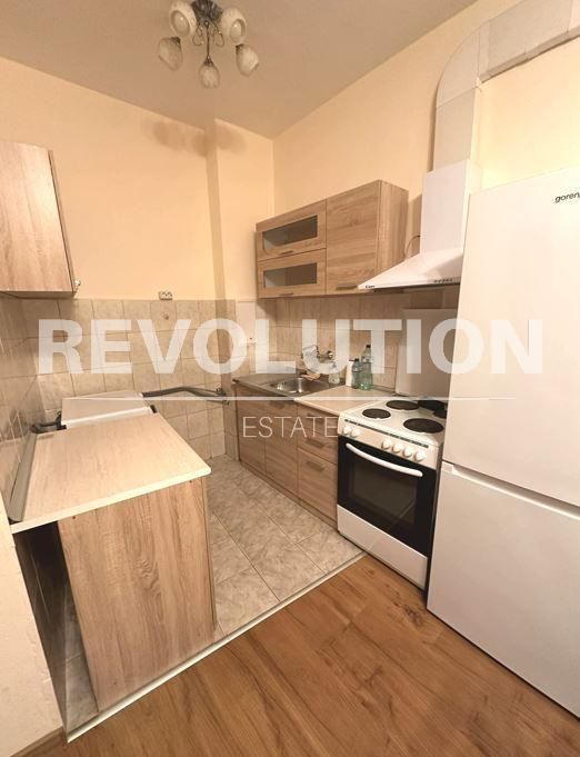 Дава се под наем Двустаен апартамент в Варна, Погреби - 40 кв.м за 278.97 € - Снимка #1