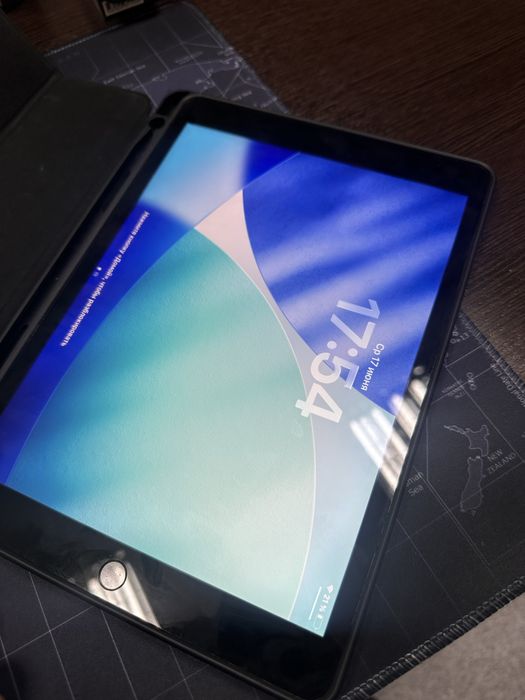 Продам IPad 9 поколения