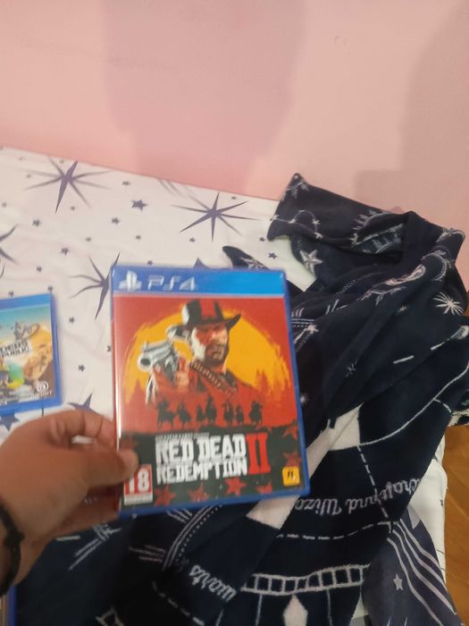 PS4 със  riders republic, rdr2 и GTA 5 premium edition
