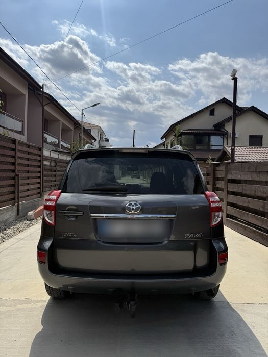 Toyota RAV4 2.2 D-4D 4x4 • 150 CP • 2012