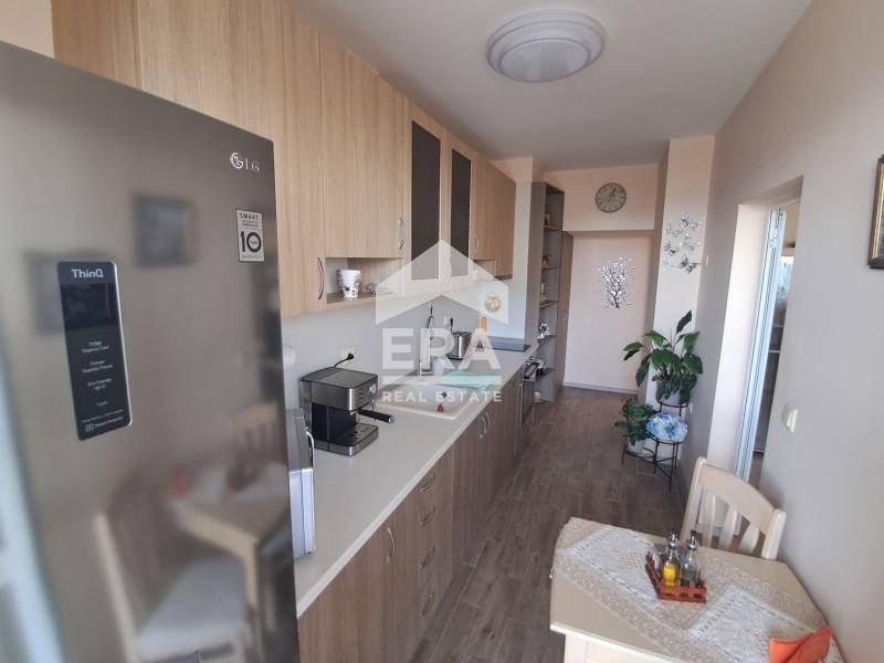 Продава се Четиристаен апартамент в Варна, Левски - 94 кв.м за 2341 €/кв.м - Снимка #4