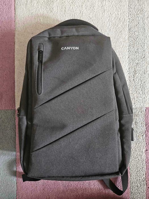 Комплект чанта за лаптоп с мишка - (Canyon и Logitech)