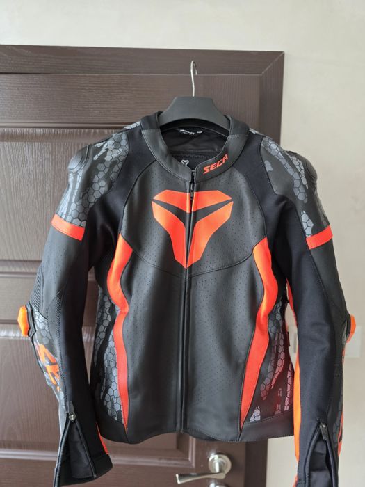 Мото яке  SECA  RED